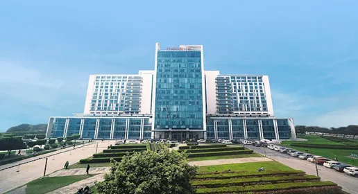 Medanta Hospital Gurgaon Images 2